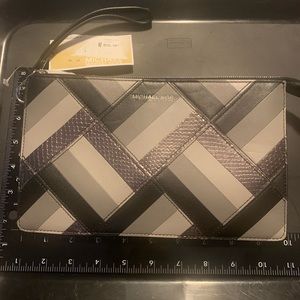 Michael Kors Marquertry Patchwork Daniela Large Wrislet